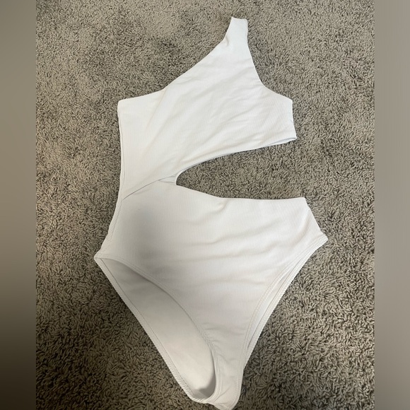 Beach Riot White One-Shoulder One Piece - Picture 7 of 12